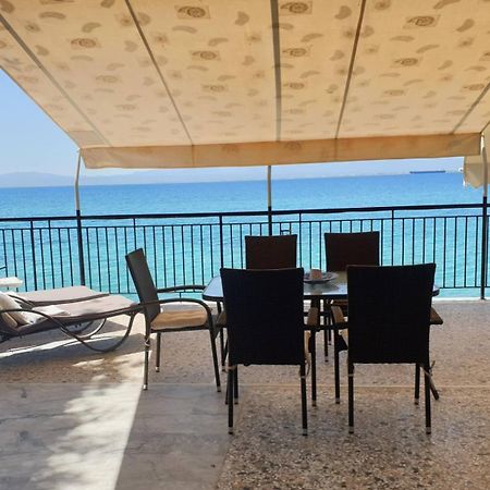 Ekie Apartment With Sea View Kalamata Exterior photo