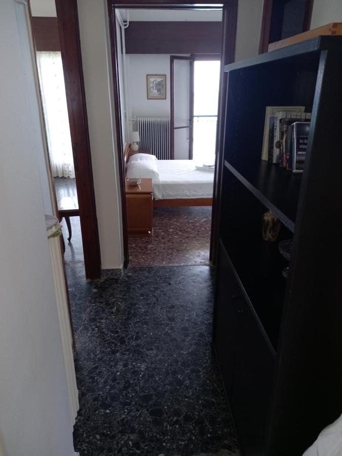 Ekie Apartment With Sea View Kalamata Exterior photo